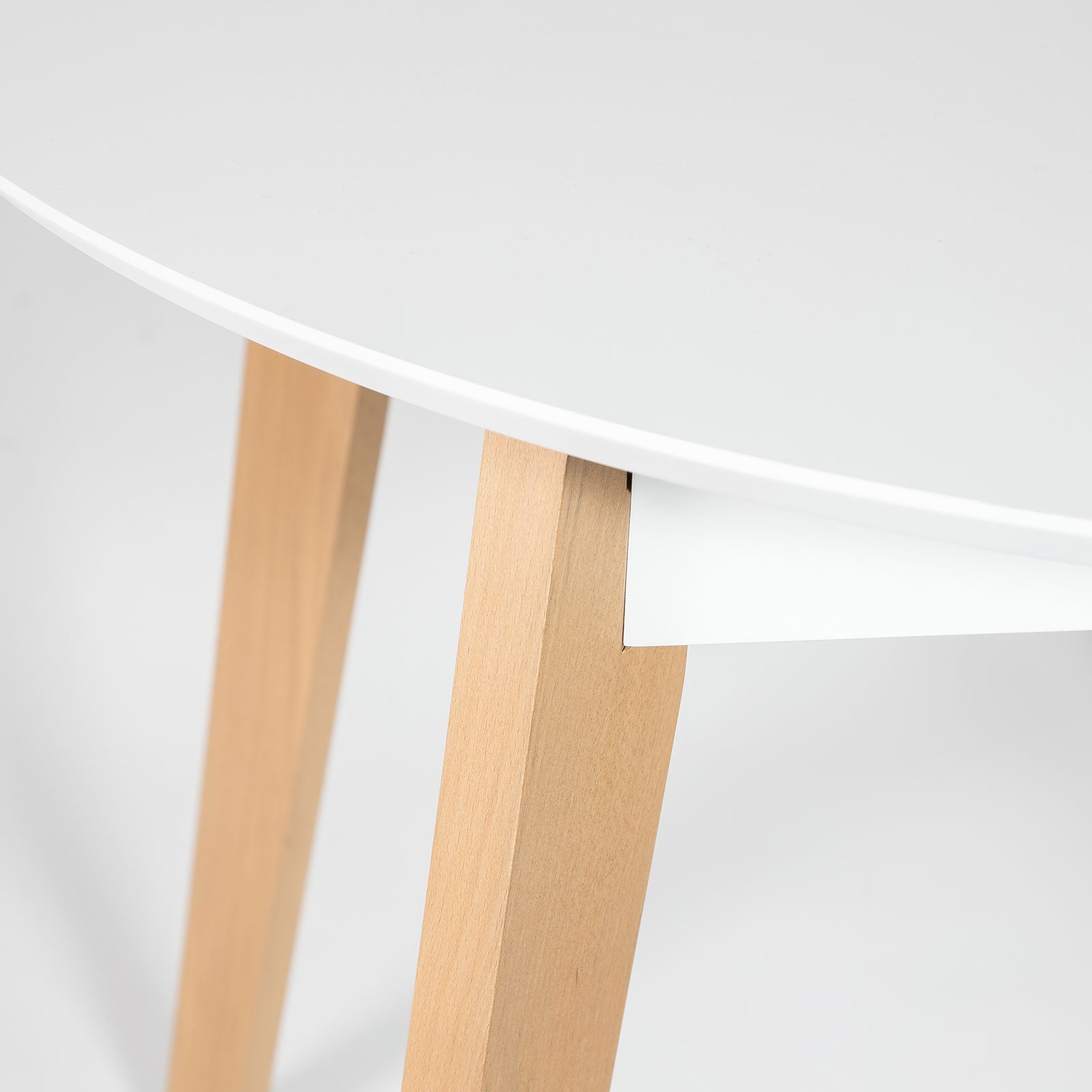 Lief Extension Dining Table with hidden butterfly-leaf extension | InSTYLE Home & Rugs