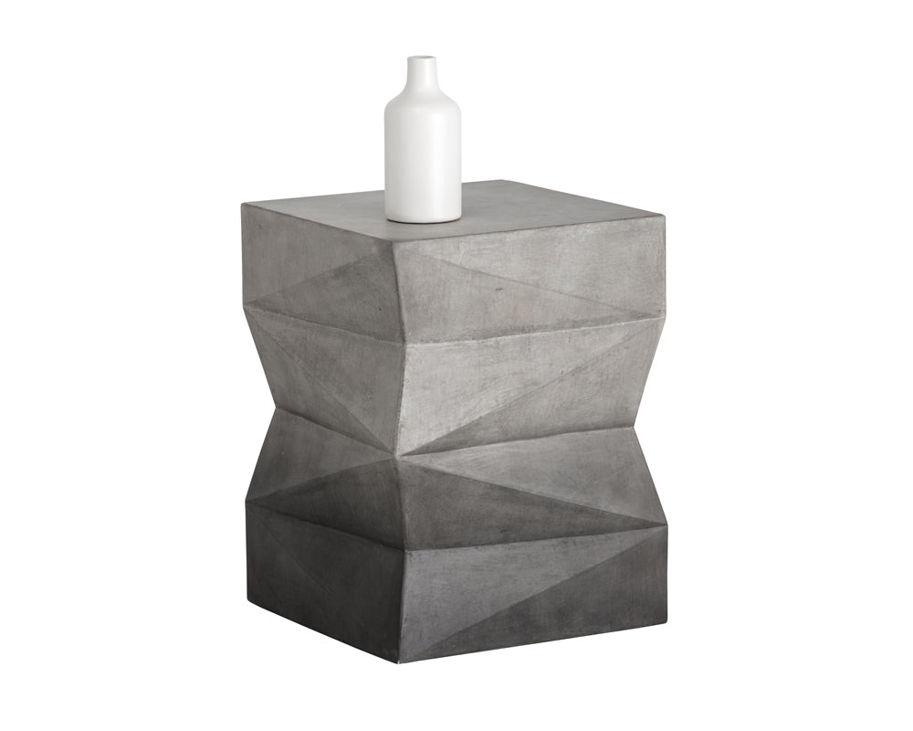 Niran End Table - functional tables for gardens | Image 1 | InSTYLE Home & Rugs