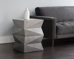 Niran End Table - functional tables for gardens | Image 2 | InSTYLE Home & Rugs