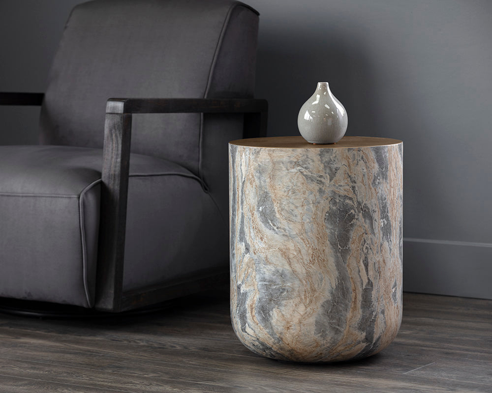Diaz End Table - perfect for patio accents | Image 2 | InSTYLE Home & Rugs
