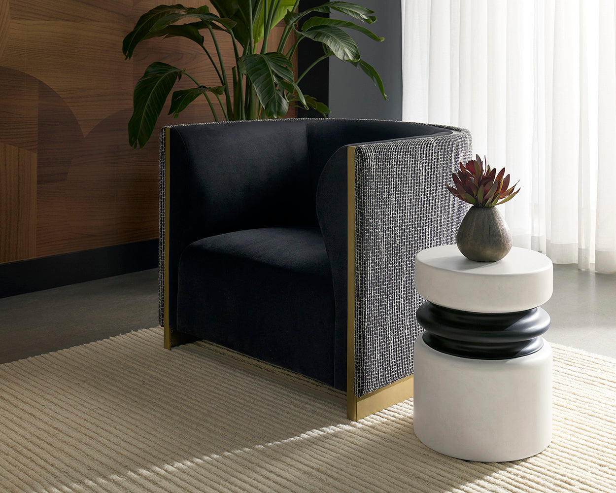 Sumie End Table - perfect for patio accents | Image 2 | InSTYLE Home & Rugs