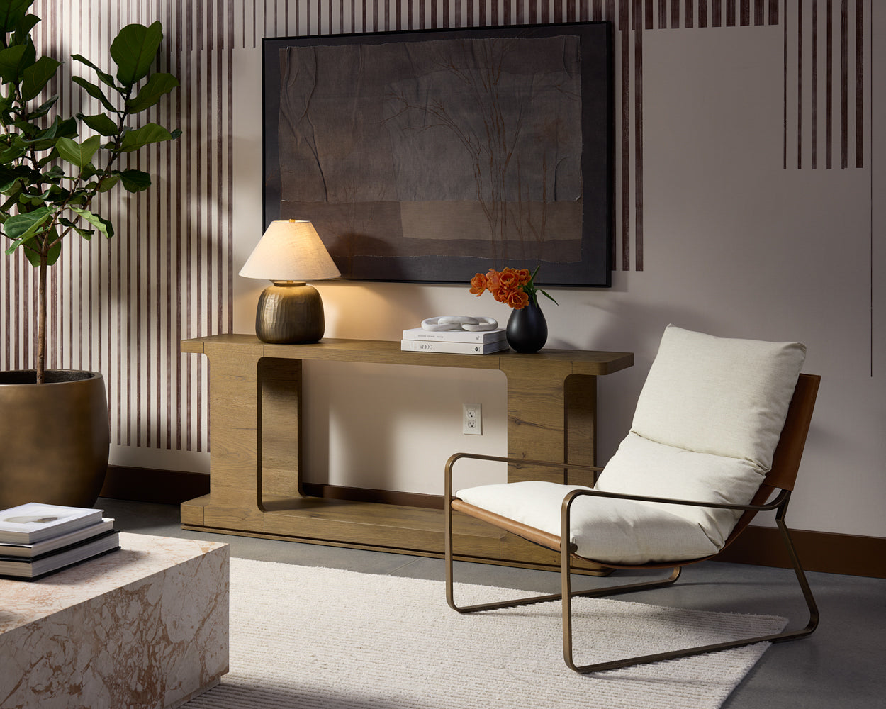 Pradiva Table Lamp - chic table lamps for any room | Image 2 | InSTYLE Home & Rugs