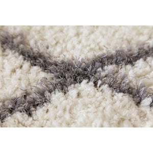 Carrara - stylish rug with modern patterns for a chic home decor | Image 5 | InSTYLE Home & Rugs