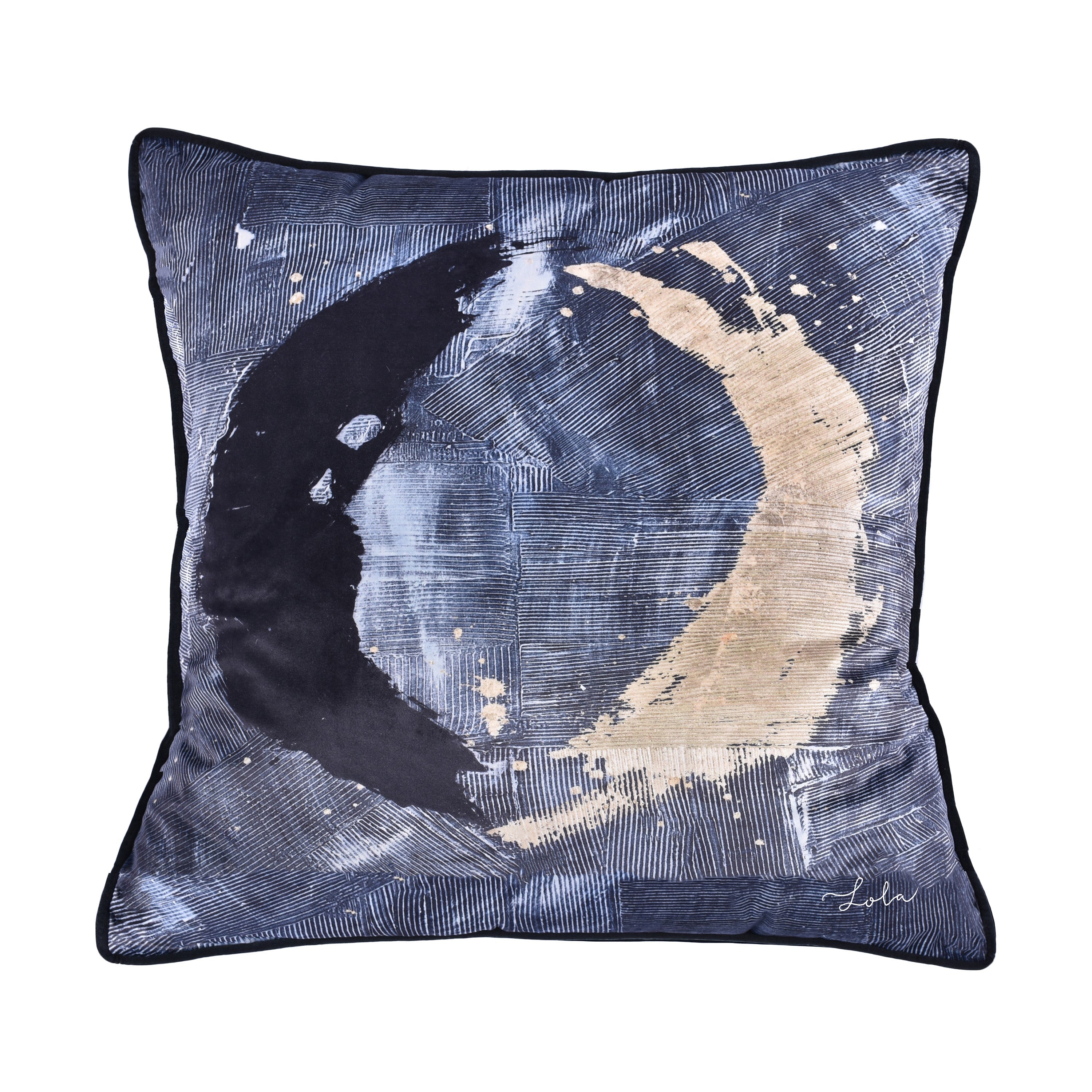 Novella - premium pillow for luxurious comfort and restful sleep | Image 1 | InSTYLE Home & Rugs