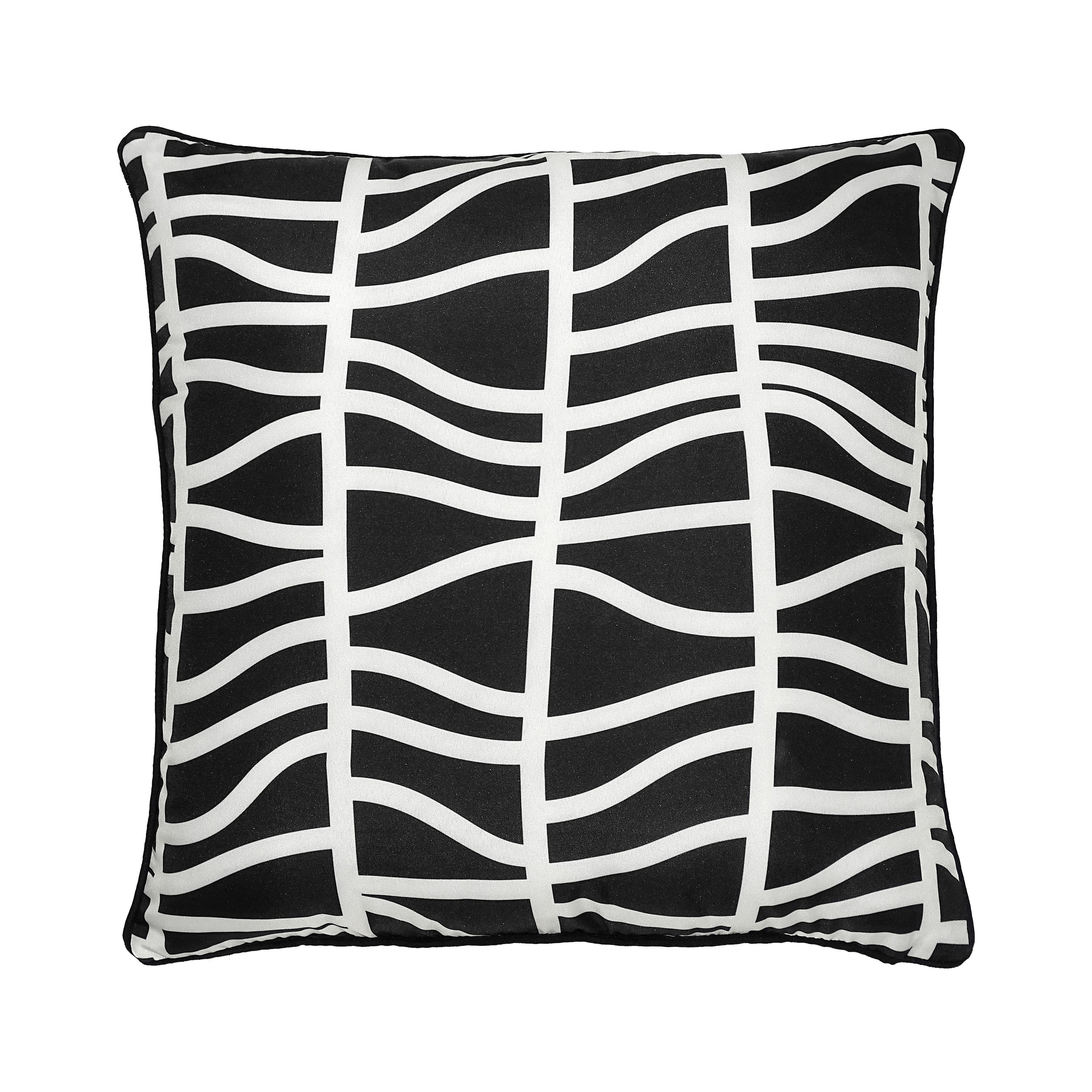 Fieldfare - cozy pillow to enhance your sleep and comfort | Image 1 | InSTYLE Home & Rugs