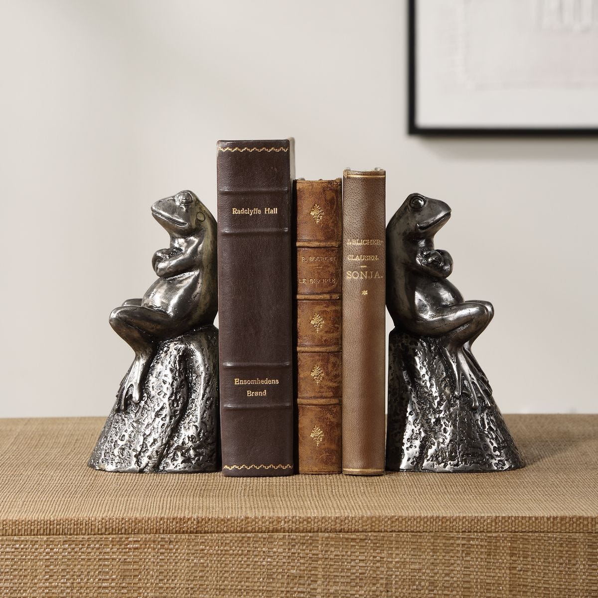 Daydreaming Frogs, Bookends, S/2 - stylish home accessories to complete your decor | Image 1 | InSTYLE Home & Rugs