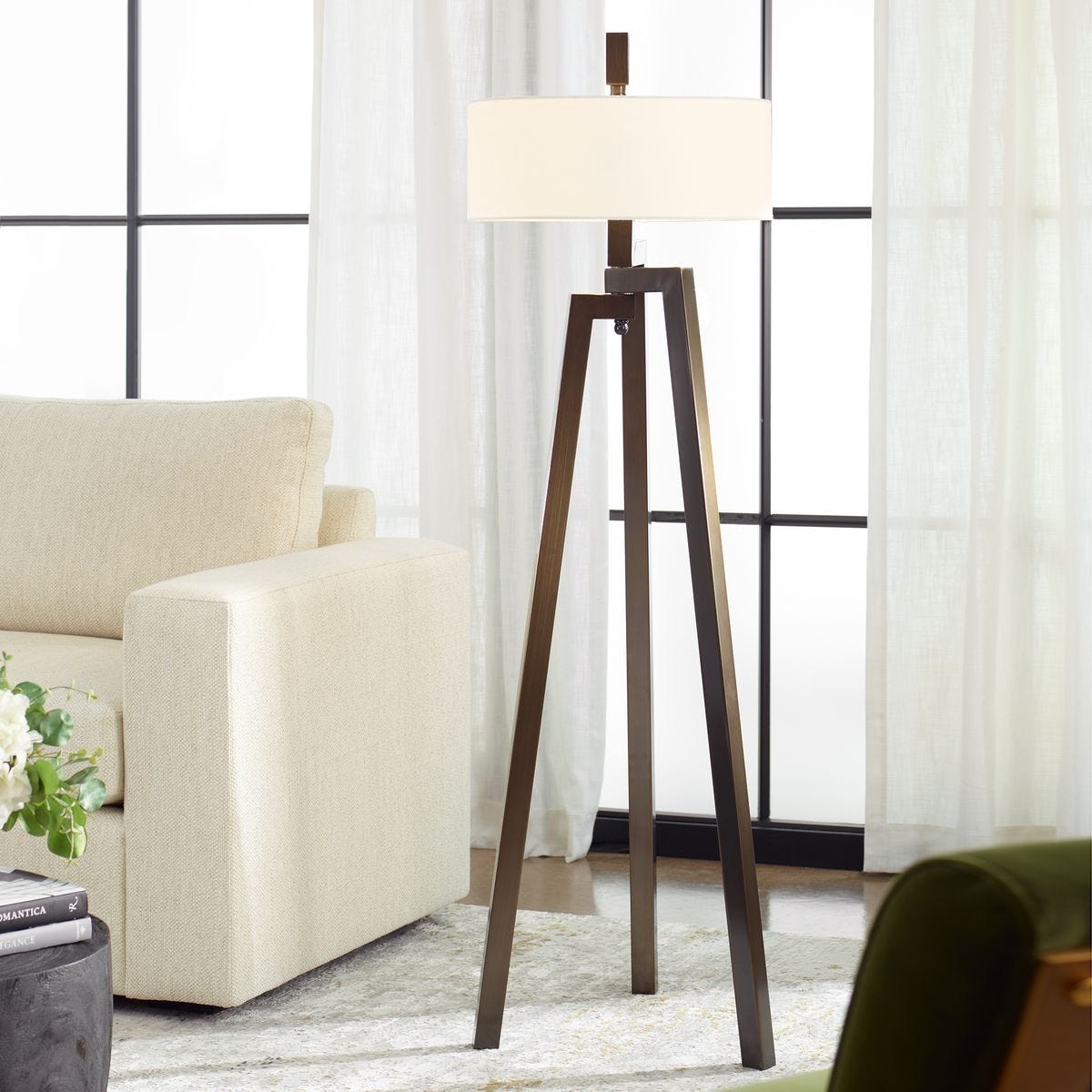 Mondovi Floor Lamp - contemporary lamps for stylish lighting solutions | Image 2 | InSTYLE Home & Rugs