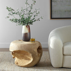 Sola Side Table, Bleached - chic and functional side table for your living room | Image 9 | InSTYLE Home & Rugs