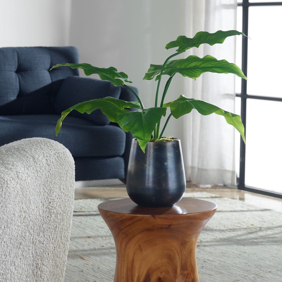 Mari Calla Accent - stylish home accessories to complete your decor | Image 1 | InSTYLE Home & Rugs