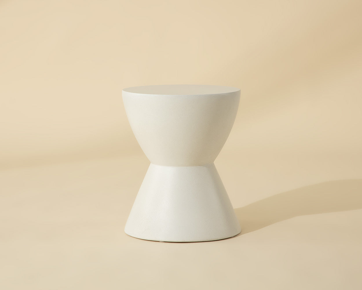 Logan End Table - sturdy tables for outdoor spaces | Image 2 | InSTYLE Home & Rugs