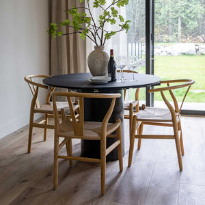 Alter Extension Dining Table in walnut, round | InSTYLE Home & Rugs