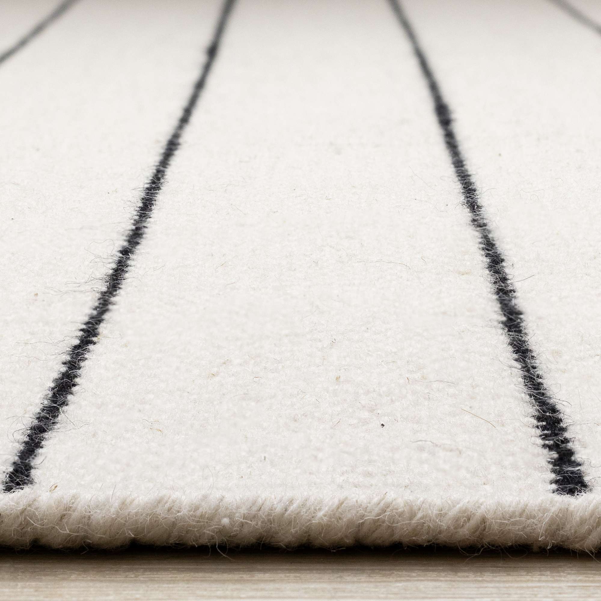 Bounty Rug — Wool Area Rug - bounty rug area rug in wool | Image 2 | InSTYLE Home & Rugs