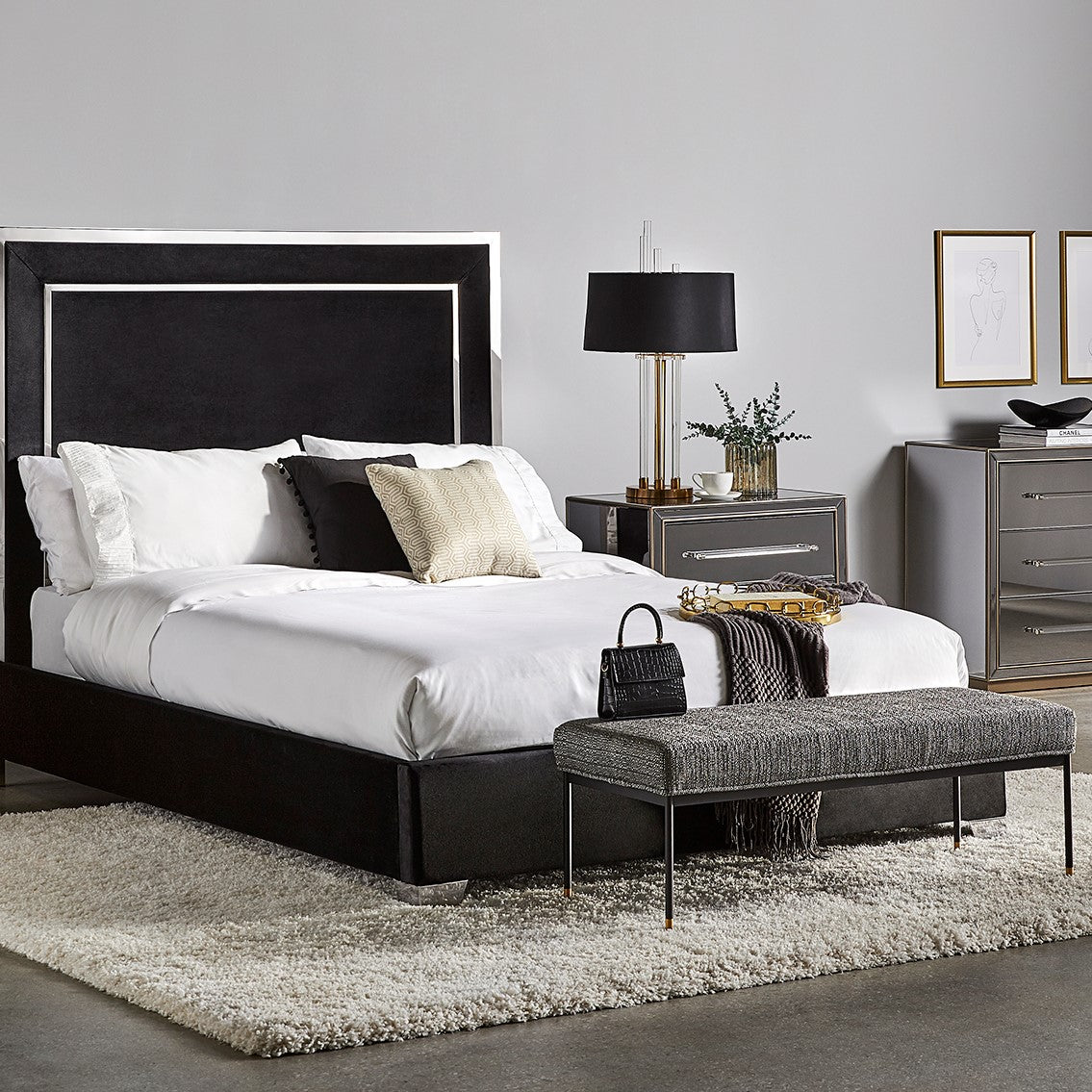 ROGER Bench GY-BEN-2713 Blue Ink Velvet Black Legs Gold Caps KD - stylish bench for any space | Image 1 | InSTYLE Home & Rugs