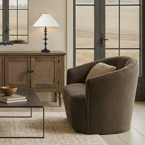 Petrus* Table Lamp - chic table lamps for any room | Image 4 | InSTYLE Home & Rugs