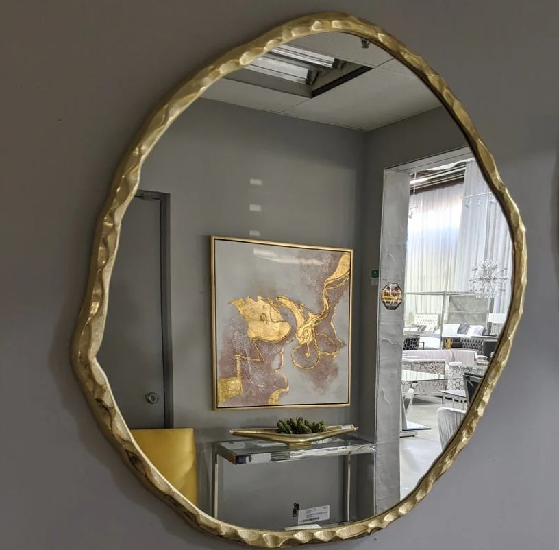Organic Shape Mirror Gold XC-38151-G - find unique and stylish pieces to express your personality | Image 2 | InSTYLE Home & Rugs