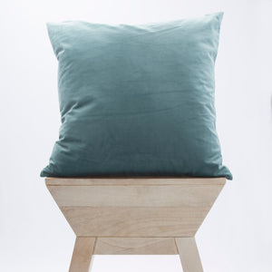 Warrington - cozy pillow to enhance your sleep and comfort | Image 3 | InSTYLE Home & Rugs