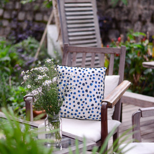 Lustra - premium pillow for luxurious comfort and restful sleep | Image 2 | InSTYLE Home & Rugs