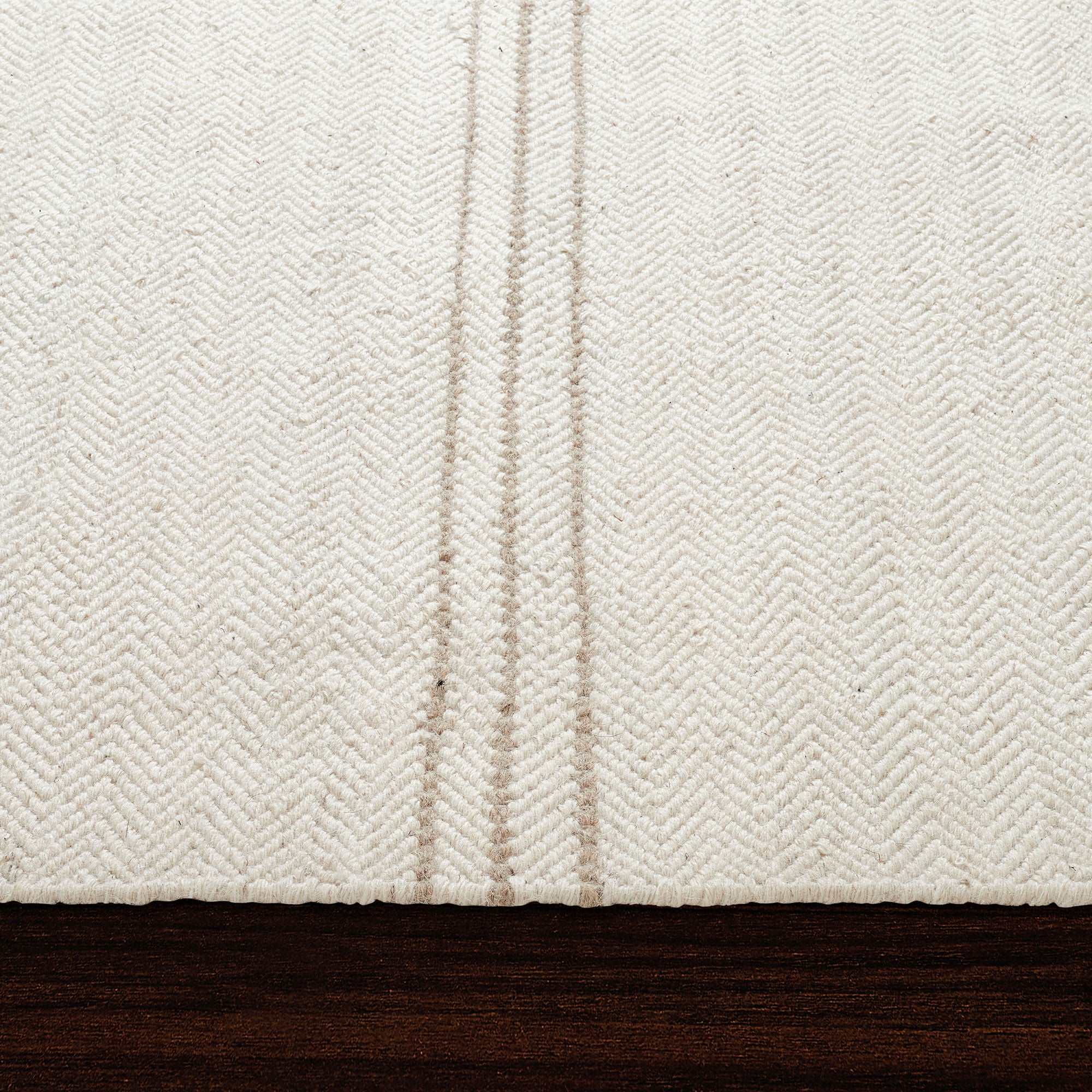 ALICE* - eye-catching art pieces to enhance your home design | Image 2 | InSTYLE Home & Rugs