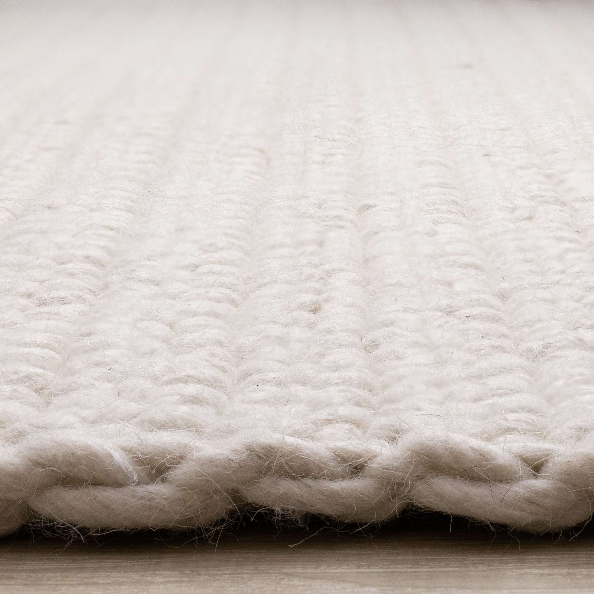 Breeze Rug — 100% Handwoven Wool Area Rug - breeze rug area rug in 100% handwoven wool | Image 2 | InSTYLE Home & Rugs
