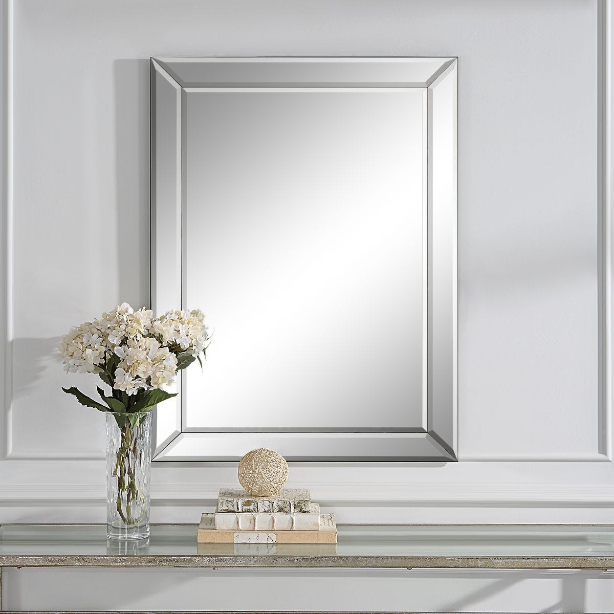 Mirror W00543 - elegant and functional accent pieces for any room | Image 1 | InSTYLE Home & Rugs