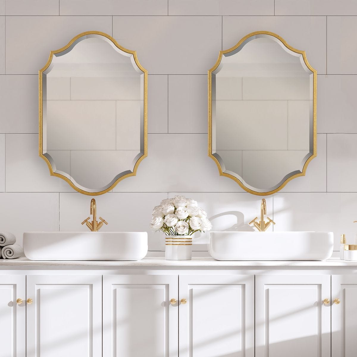 Mirror W00563 - elegant and functional accent pieces for any room | Image 1 | InSTYLE Home & Rugs