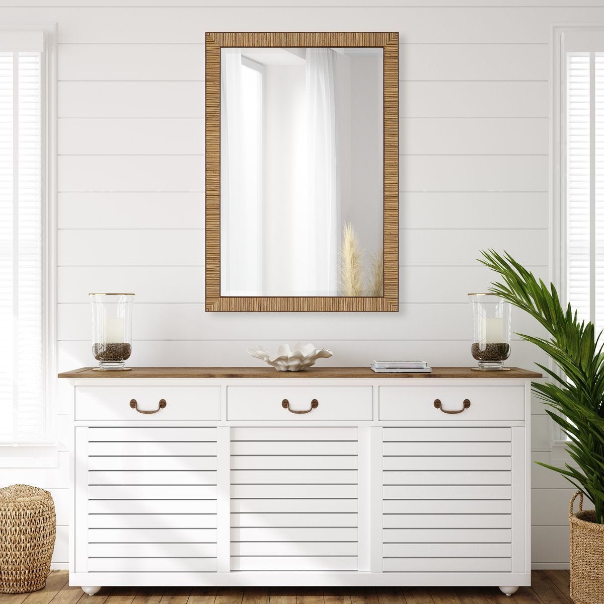 Mirror W00584 - elegant and functional accent pieces for any room | Image 1 | InSTYLE Home & Rugs