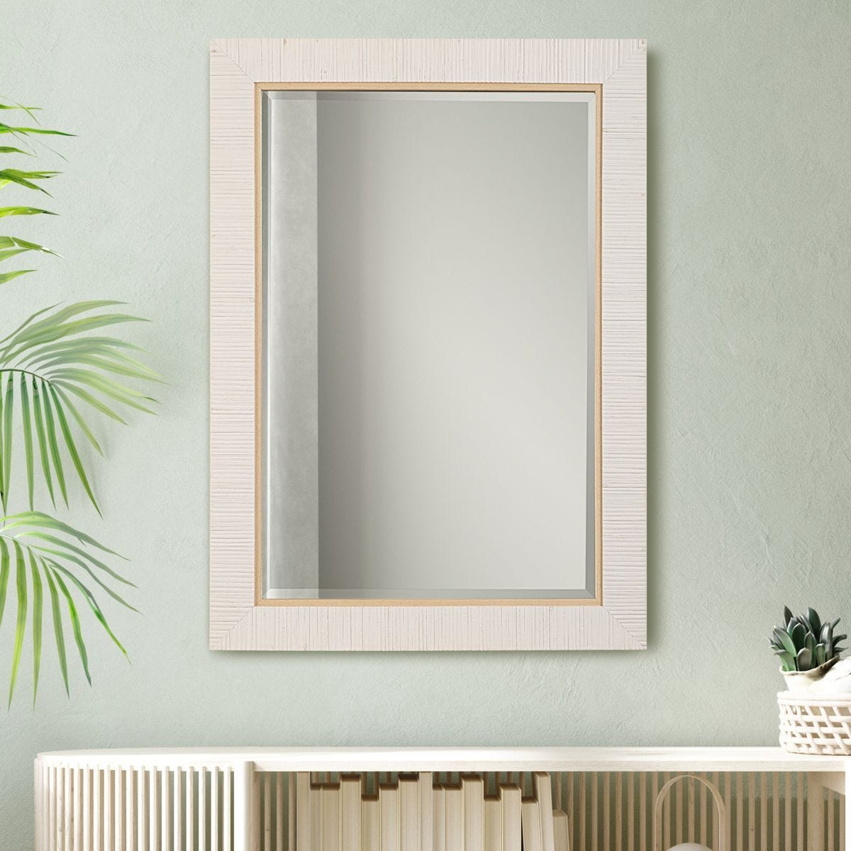 Mirror W00625 - elegant and functional accent pieces for any room | Image 1 | InSTYLE Home & Rugs