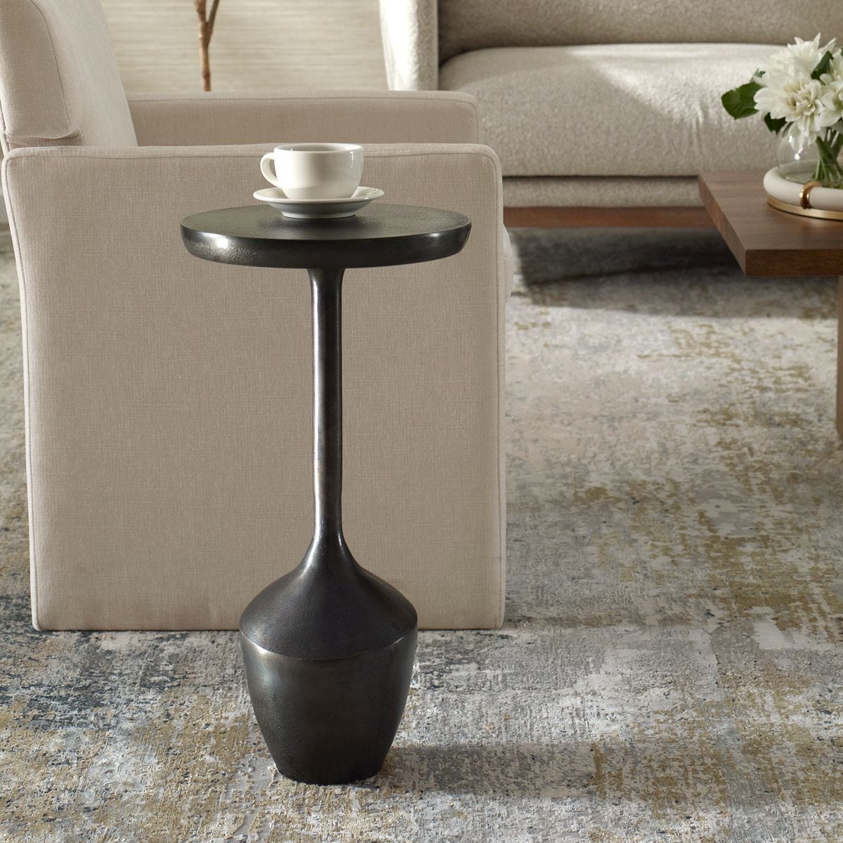 ACCENT TABLE w23062 - perfect for hallway decor | Image 1 | InSTYLE Home & Rugs