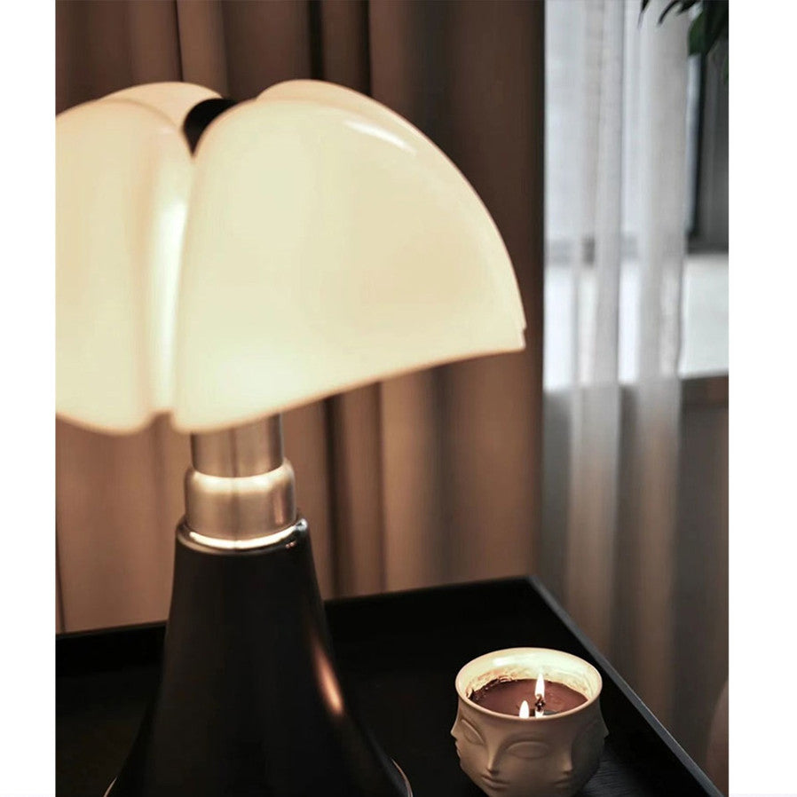Pipistrello Table Lamp | Image 1 | InSTYLE Home & Rugs