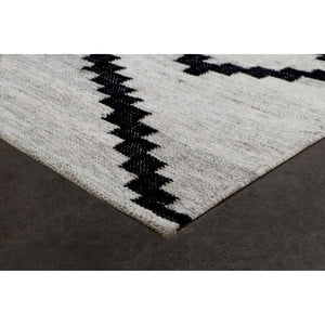 Zaatar - soft rug for adding comfort and warmth to any room | Image 5 | InSTYLE Home & Rugs