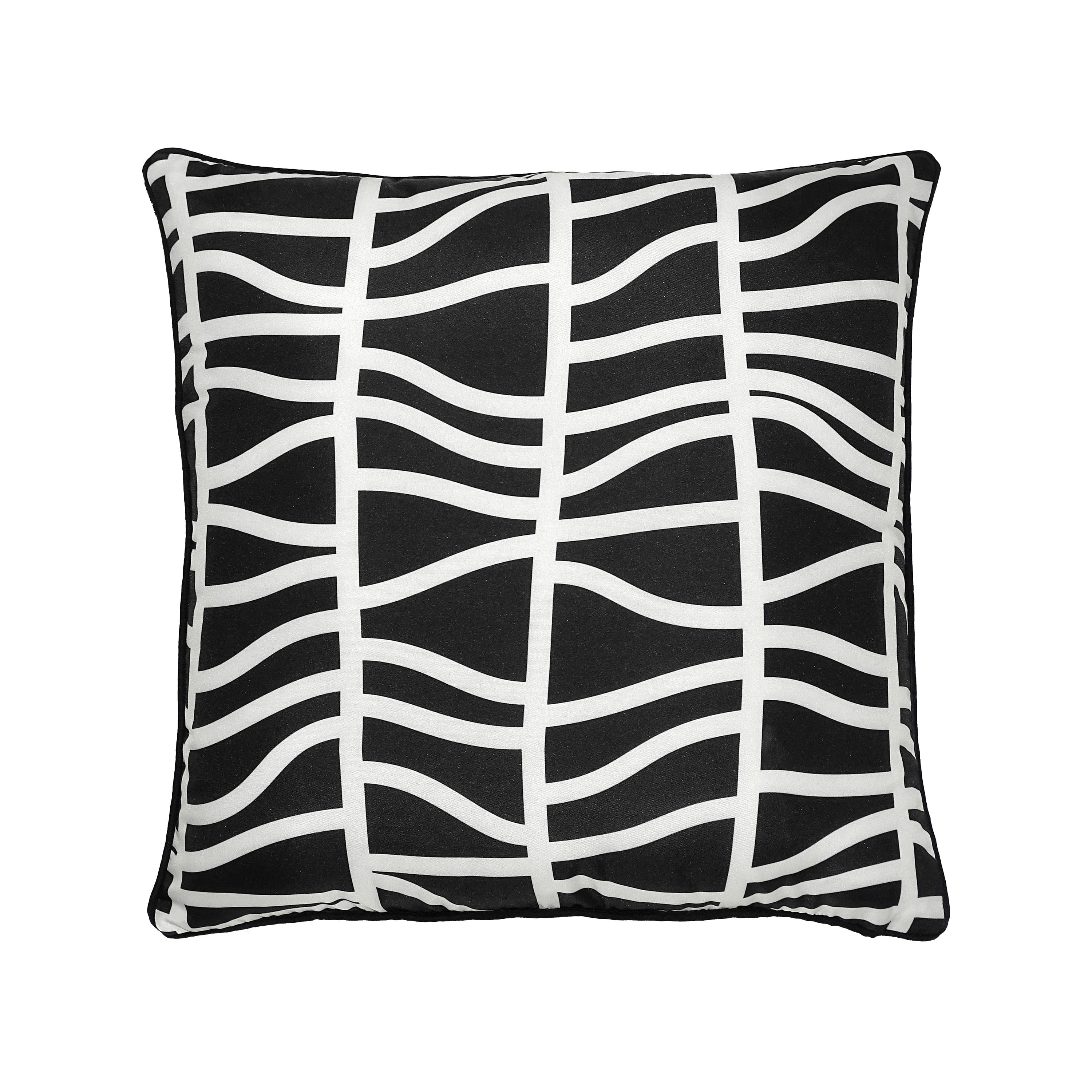 Fieldfare - soft pillow perfect for lounging and relaxation | Image 1 | InSTYLE Home & Rugs