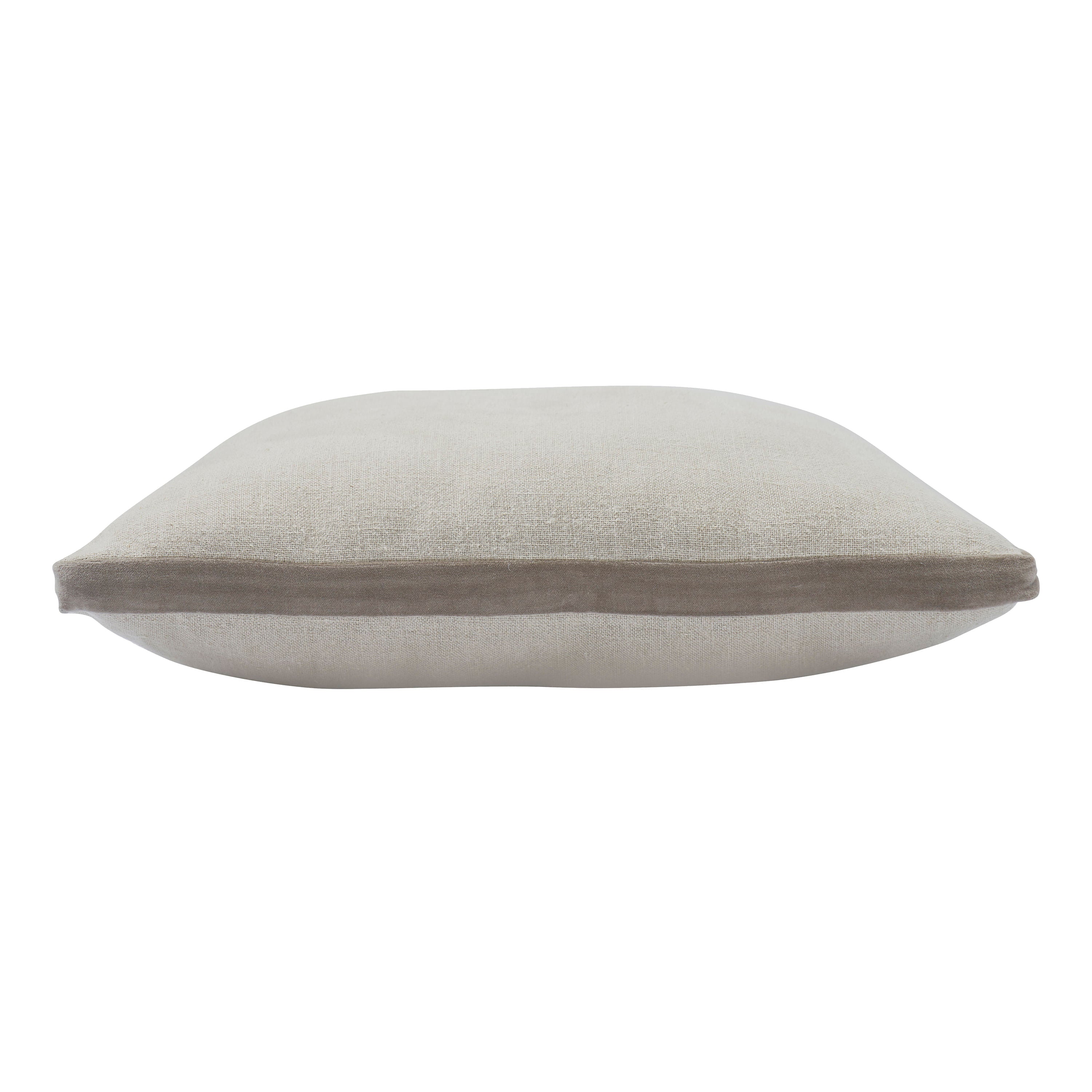 Normand* - cozy pillow to enhance your sleep and comfort | Image 2 | InSTYLE Home & Rugs