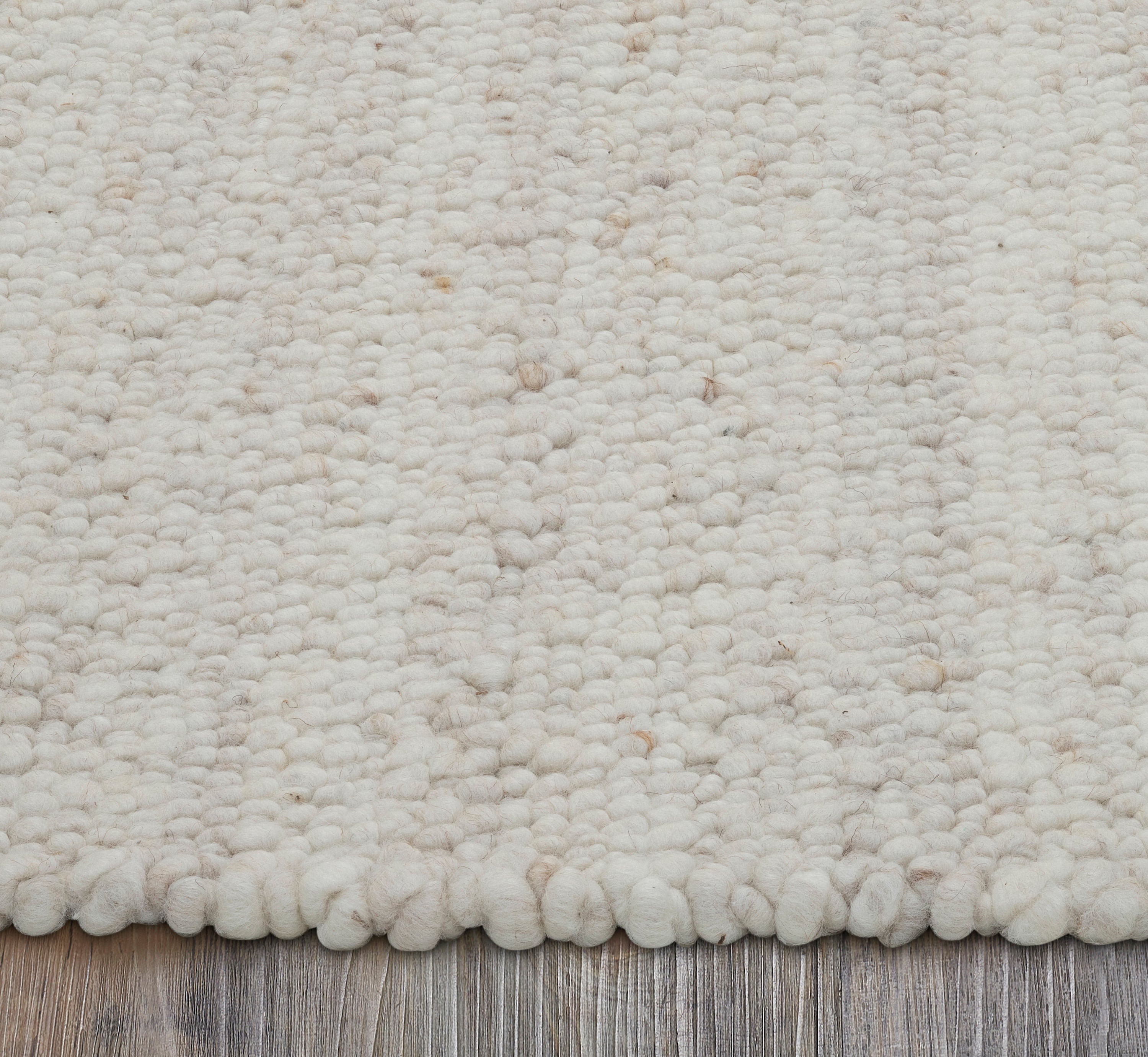 MEGHAN RMEG-21425 - soft rug for adding comfort and warmth to any room | Image 2 | InSTYLE Home & Rugs