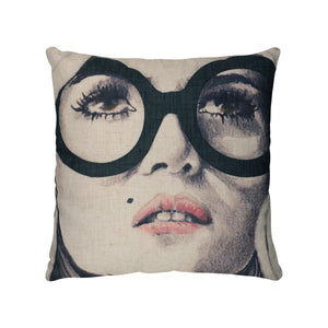 Madelia - soft pillow perfect for lounging and relaxation | Image 1 | InSTYLE Home & Rugs