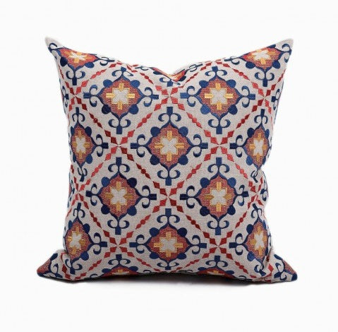 Gitan pillow - www.instylehome.ca