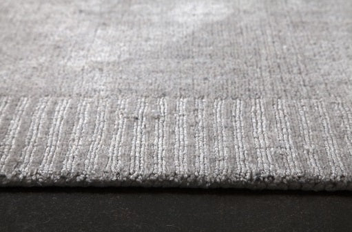 Lombard Rug - Light Grey - 5'x7' - www.instylehome.ca