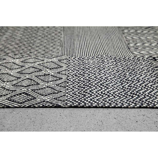 Texta Black & White Rug - www.instylehome.ca