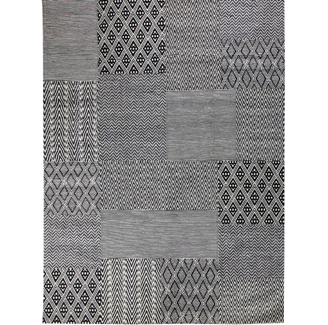 Texta Black & White Rug - www.instylehome.ca