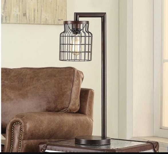 Wire table lamp - www.instylehome.ca