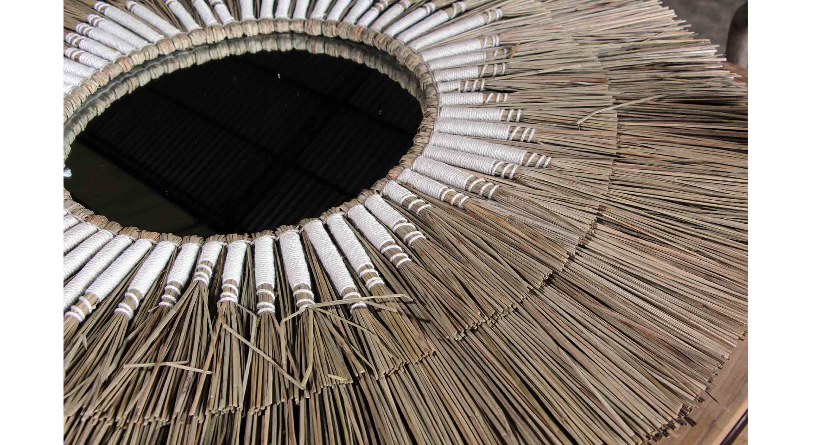 Niko Mirror - modern mirror with sleek design for contemporary interiors | Image 3 | InSTYLE Home & Rugs
