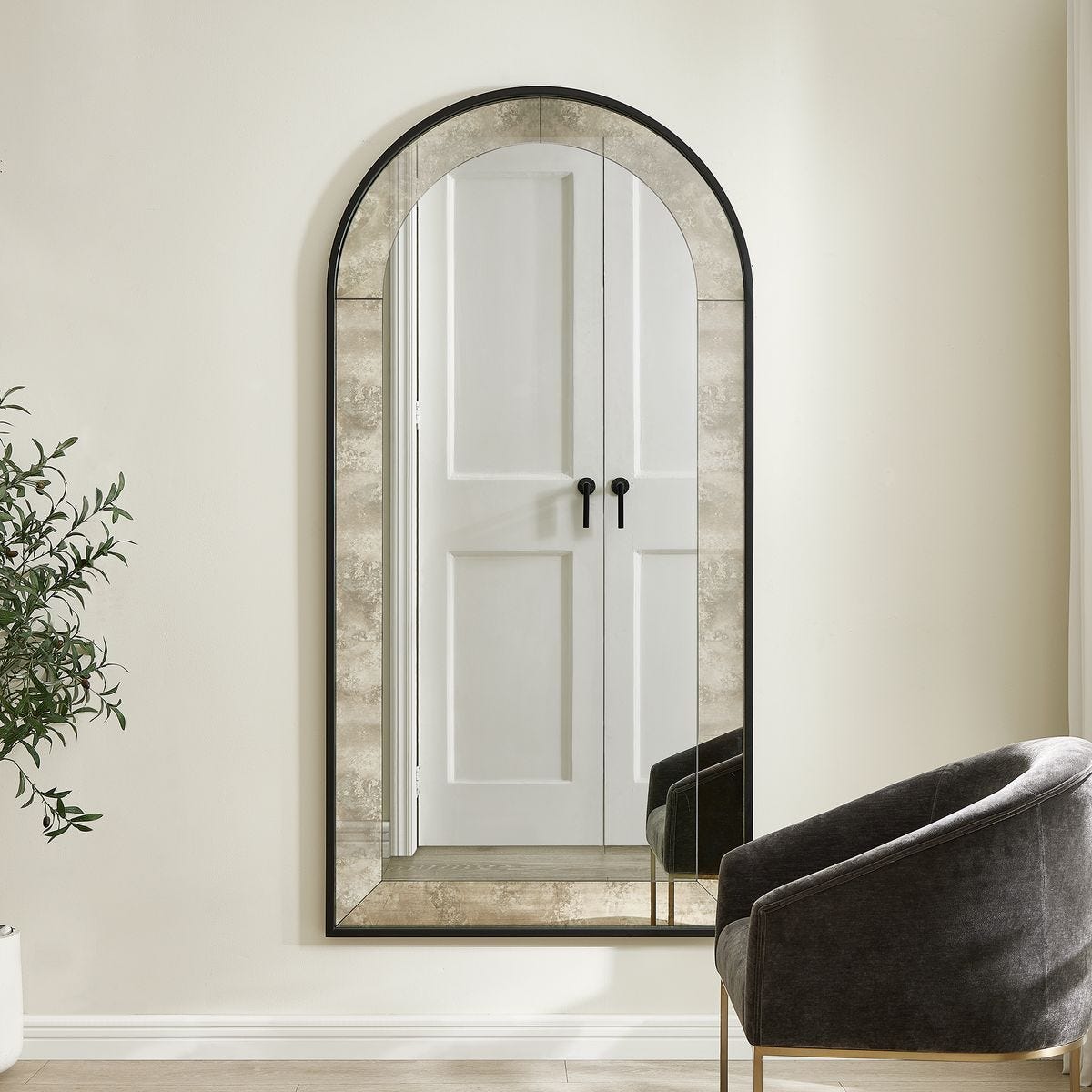 Marlowe Arch Mirror - elegant and functional accent pieces for any room | Image 1 | InSTYLE Home & Rugs