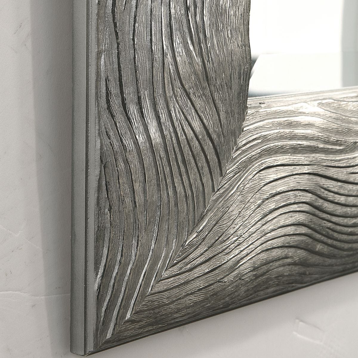 Maeona Mirror - elegant mirror for adding style and light to any room | Image 4 | InSTYLE Home & Rugs