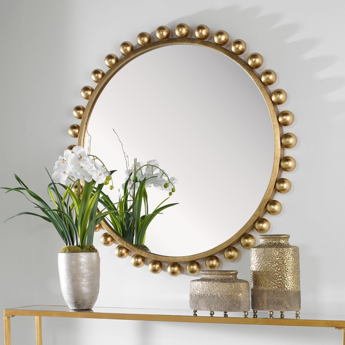 Cyra Round Mirror, Gold - full-length mirror for creating the illusion of space and light | Image 1 | InSTYLE Home & Rugs