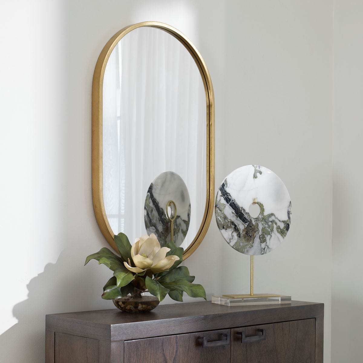 Varina Oval Mirror, Gold - modern mirror with sleek design for contemporary interiors | Image 6 | InSTYLE Home & Rugs