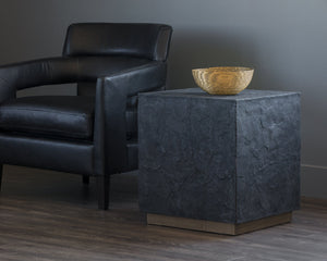 Newbury End Table - functional design with style | Image 2 | InSTYLE Home & Rugs