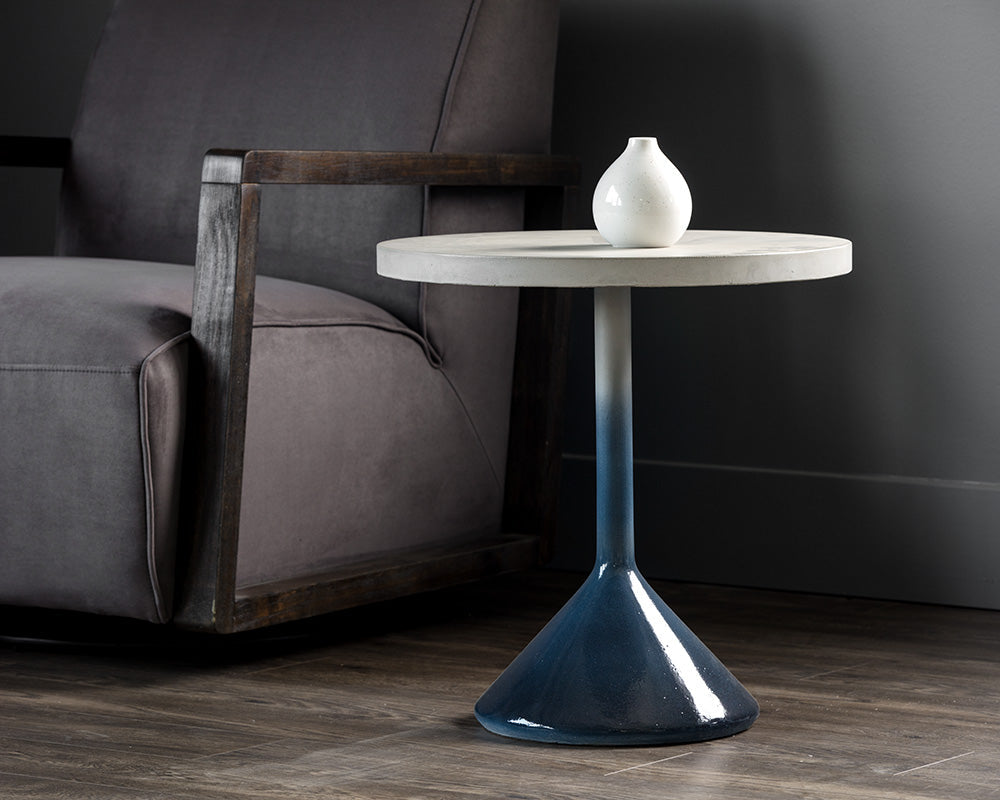 Laszilo End Table - perfect for patio accents | Image 2 | InSTYLE Home & Rugs