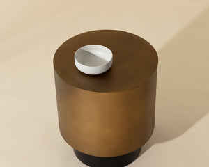 Bernaby End Table - functional design with style | Image 11 | InSTYLE Home & Rugs