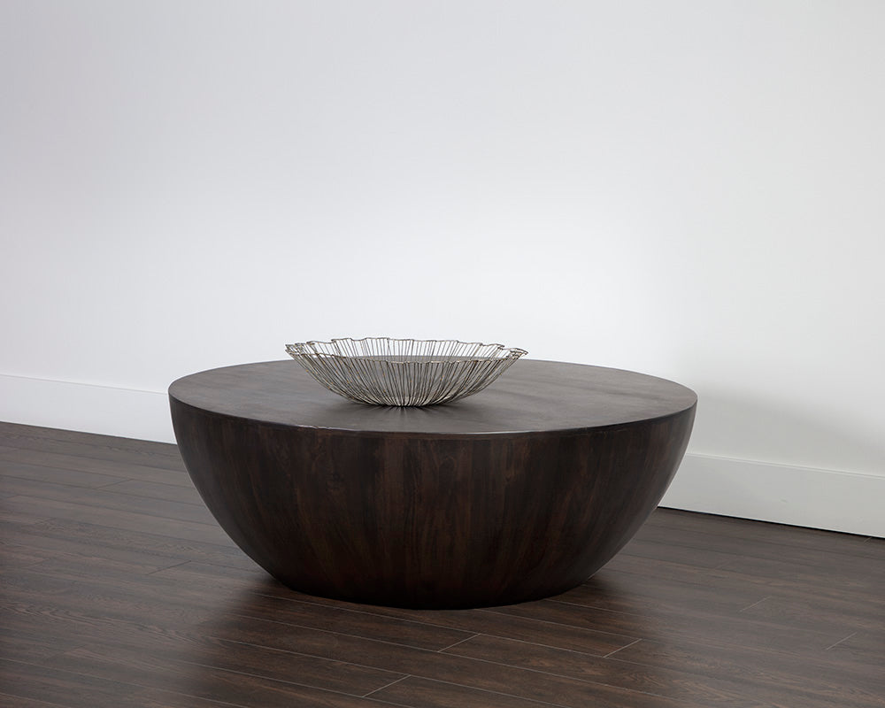 Kinsley Coffee Table - modern design for any room | Image 8 | InSTYLE Home & Rugs