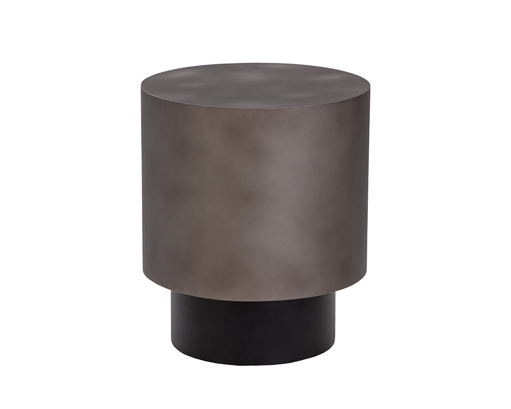 Bernaby End Table - functional design with style | Image 6 | InSTYLE Home & Rugs
