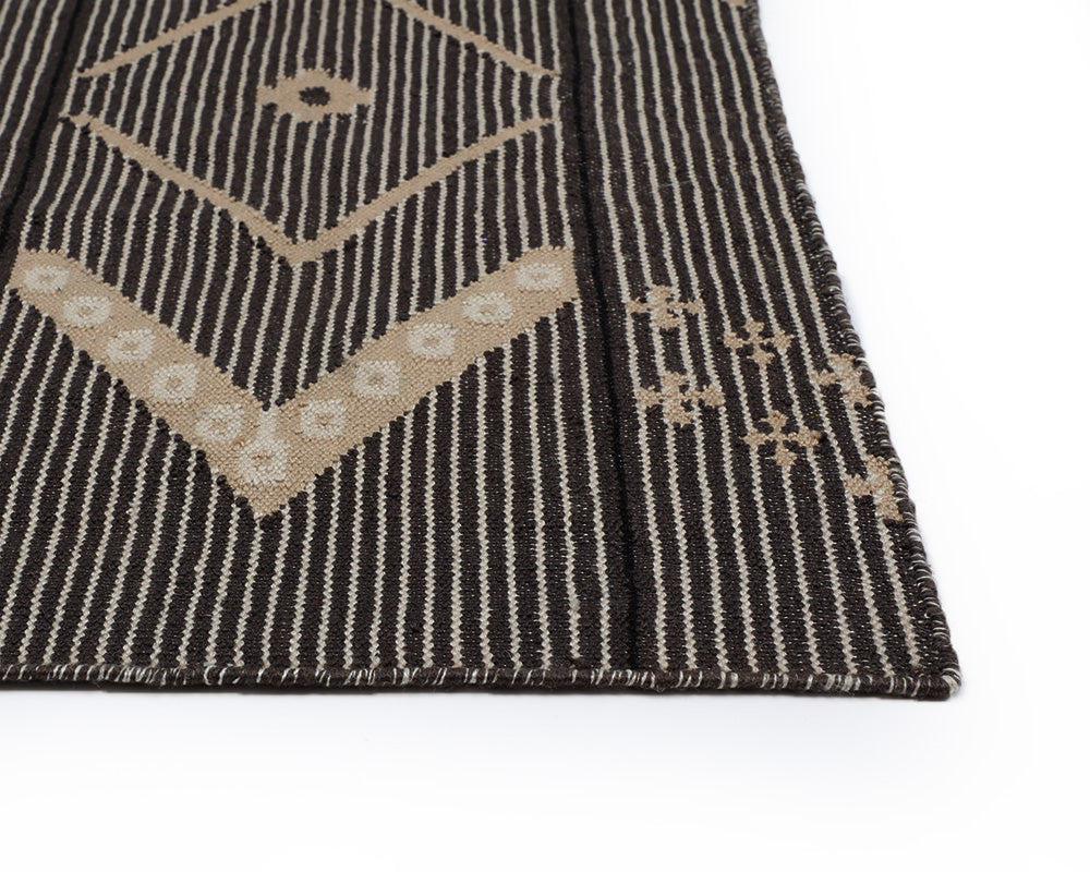 Asana Hand-woven Rug - elegant rugs for living spaces | Image 3 | InSTYLE Home & Rugs